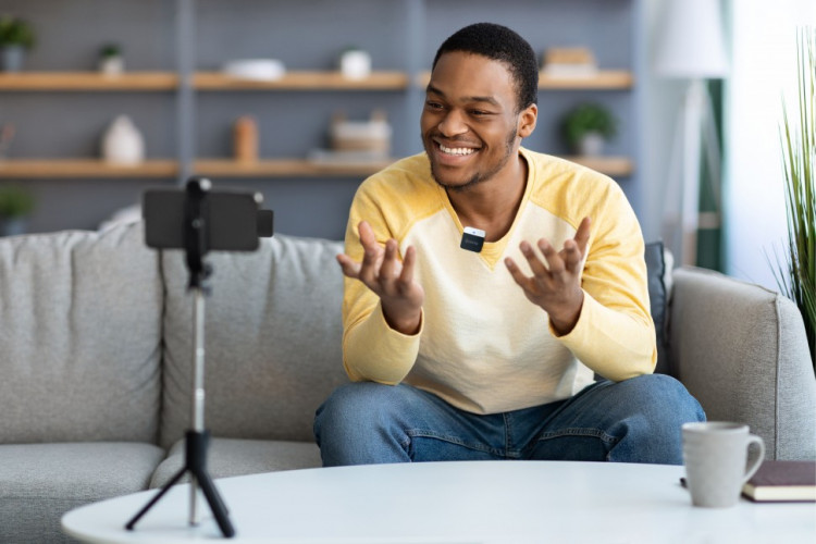 BOYA BY-M1LV-D Беспроводная Микрофонная Система 2,4 ГГц