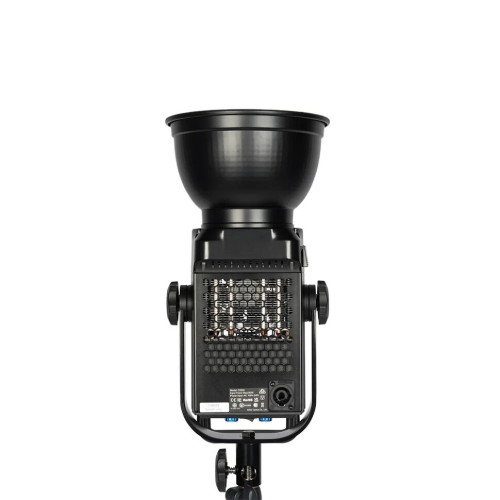 Осветитель Sirui CS200