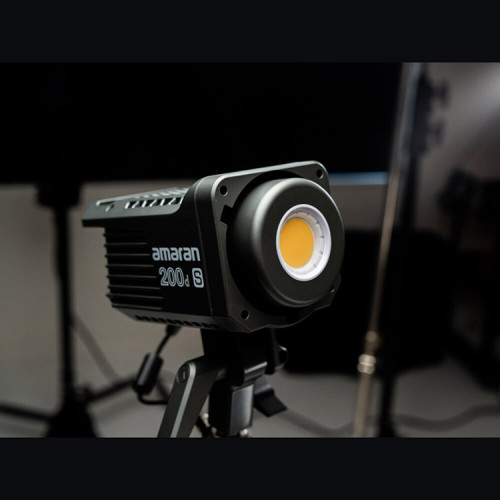 Осветитель amaran 200d S