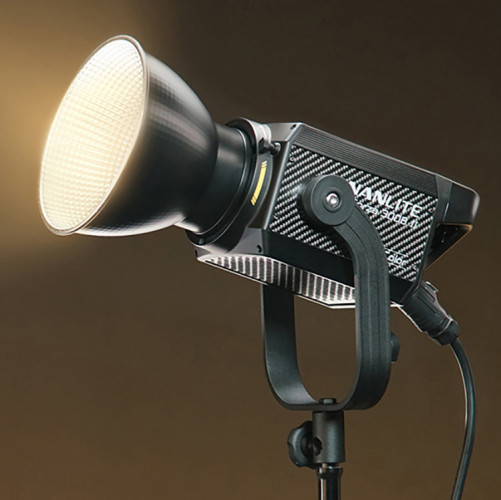 Осветитель NanLite Forza 300В II