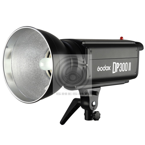 Вспышка студийная Godox DP300II