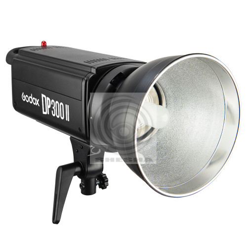 Вспышка студийная Godox DP300II