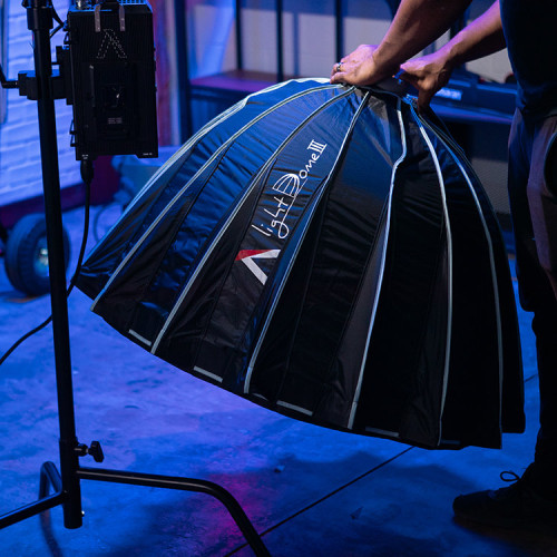 Софтбокс Aputure Light Dome III с сотами