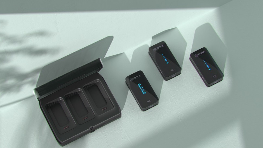 Boya BY-XM6-K2 Компактный двухканальный беспроводной микрофон с зарядным кейсом (Черный)