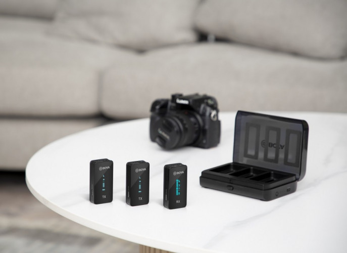 Boya BY-XM6-K2 Компактный двухканальный беспроводной микрофон с зарядным кейсом (Черный)