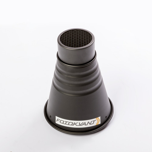 Fotokvant SNOOT-22-BR узкоугольная насадка с сотами и цветными фильтрами и адаптером Broncolor
