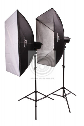 Комплект импульсного света FST F-400 Softbox Kit
