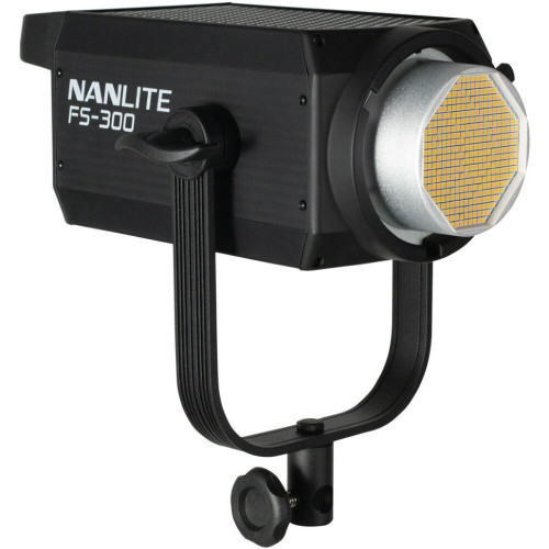 Осветитель Nanlite FS-300