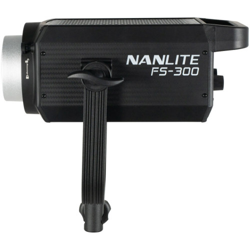 Осветитель Nanlite FS-300