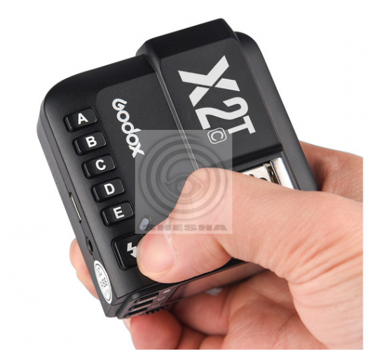 Пульт-радиосинхронизатор Godox X2T-C TTL для Canon