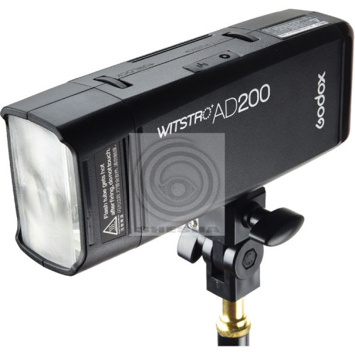 Вспышка аккумуляторная Godox Witstro AD200 с поддержкой TTL