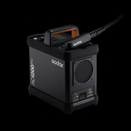 Вспышка генераторная Godox Witstro AD1200Pro с поддержкой TTL