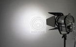 Светодиодный осветитель FST-1000WS с линзой Френеля
