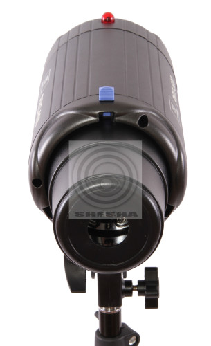 Вспышка студийная FST PRO-600