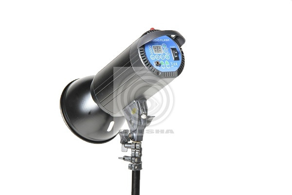 Вспышка студийная FST PRO-600