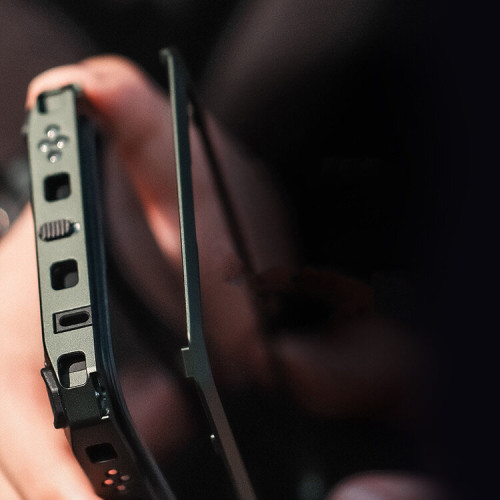 Чехол Tilta Khronos для iPhone 16 Pro Max Чёрный