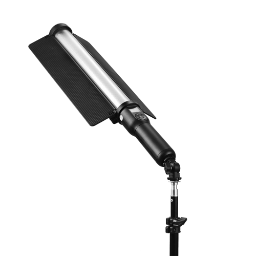 Осветитель Godox LC500