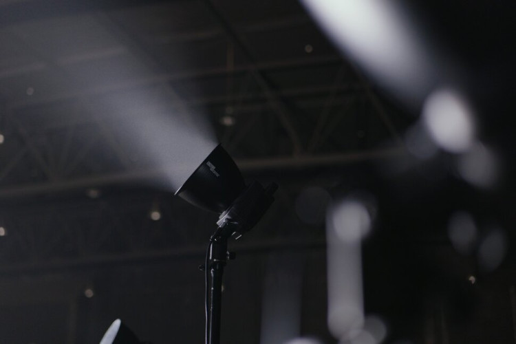 Осветитель Zhiyun MOLUS G300