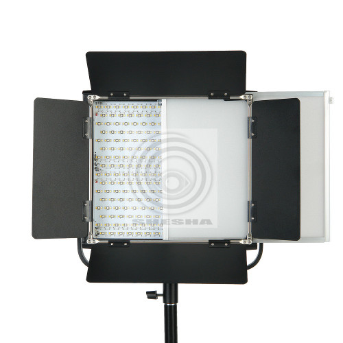Осветитель светодиодный GreenBean DayLight II 100 LED RGB