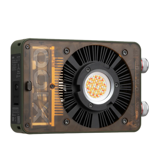 Осветитель Zhiyun MOLUS X100 RGB