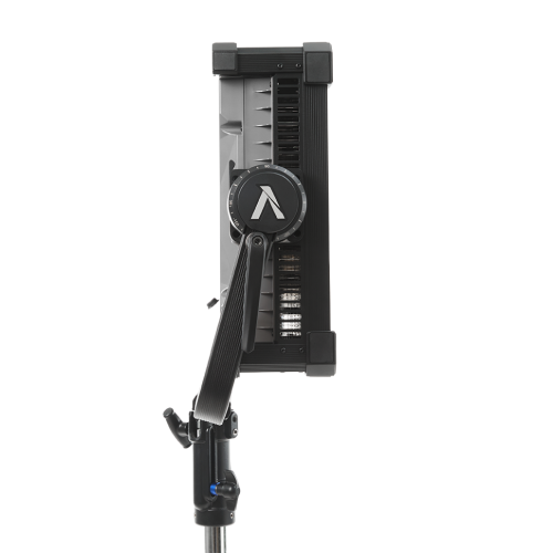 Осветитель Aputure NOVA 9° 2x1 Rolling Hard Case Kit