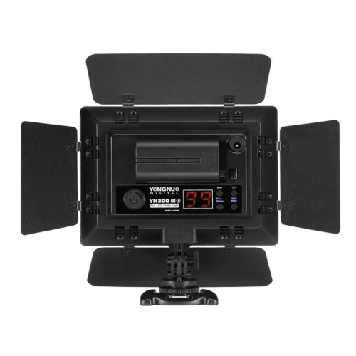 Осветитель YongNuo YN-300 III (3200-5500K)