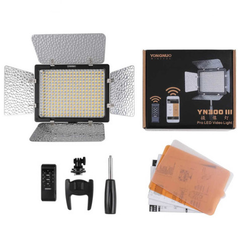 Осветитель YongNuo YN-300 III (5600K)