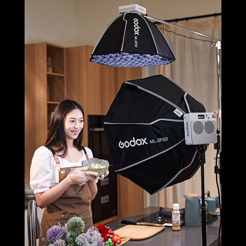 Осветитель Godox ML100Bi