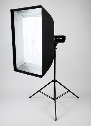 Комплект постоянного света FST EF-150B LED Softbox KIT,
