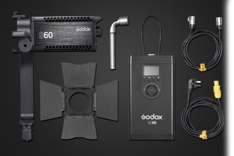 Осветитель Godox S60
