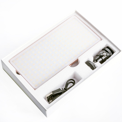 Fotokvant ML-200AI светодиодная панель 3200-5600К 10Вт с аккумулятором 4200 мАч