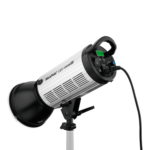 Осветитель NiceFoto LED-1500B III (Уцененный. Кат. Б)