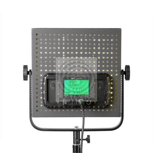 Осветитель студийный Falcon Eyes LE-900 LED