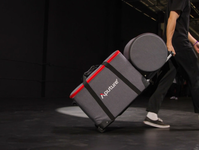 Осветитель Aputure LS 1200d Pro