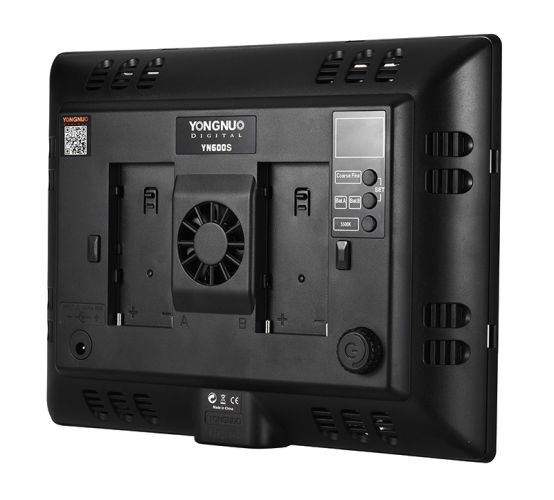 Осветитель YongNuo YN-600S 5500K