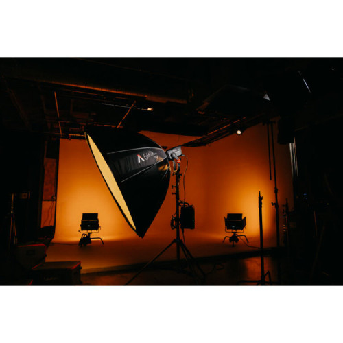 Осветитель Aputure LS 600X Pro (V-mount)