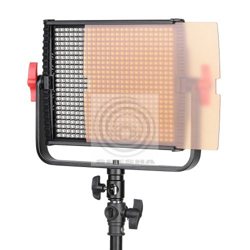 Осветитель светодиодный Falcon Eyes FlatLight 600 LED
