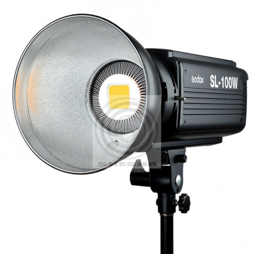 Осветитель светодиодный Godox SL-200W студийный