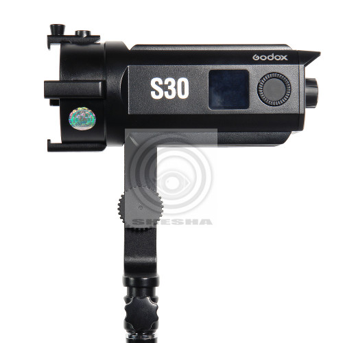 Осветитель светодиодный Godox S30 фокусируемый