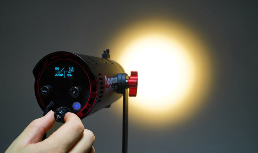 Осветитель Aputure LS 60x (2700-6500К)