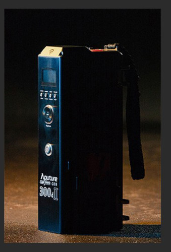 Осветитель Aputure LS-C300D II V-Mount