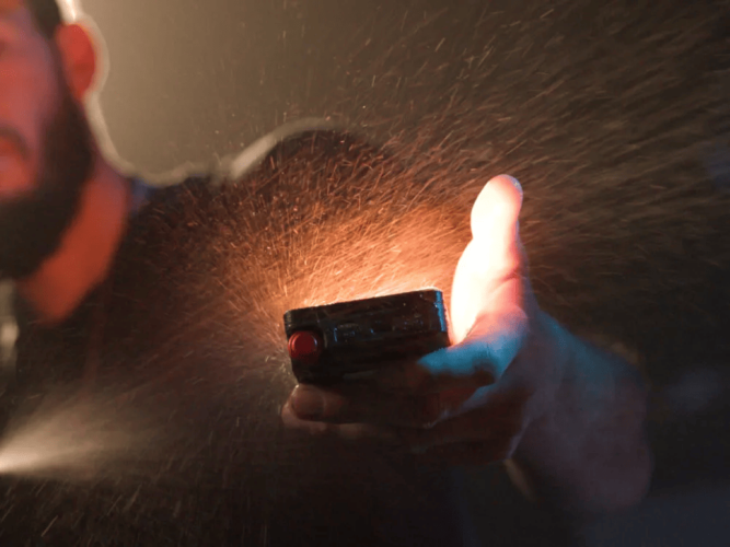 Осветитель Aputure MC Pro