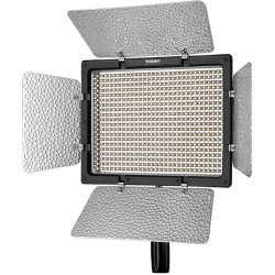 YongNuo YN600L II 3200-5500K светодиодный осветитель с изменяемой цветовой температурой.