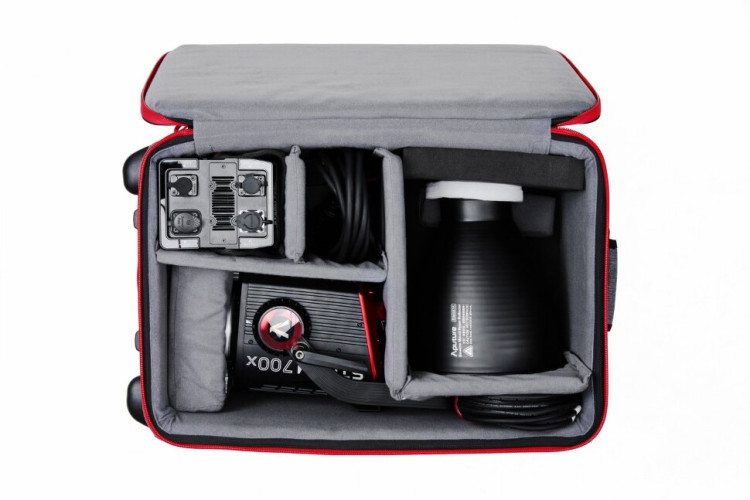 Осветитель Aputure STORM 700x