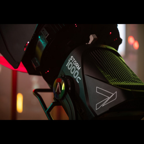 Осветитель Aputure STORM 1000c