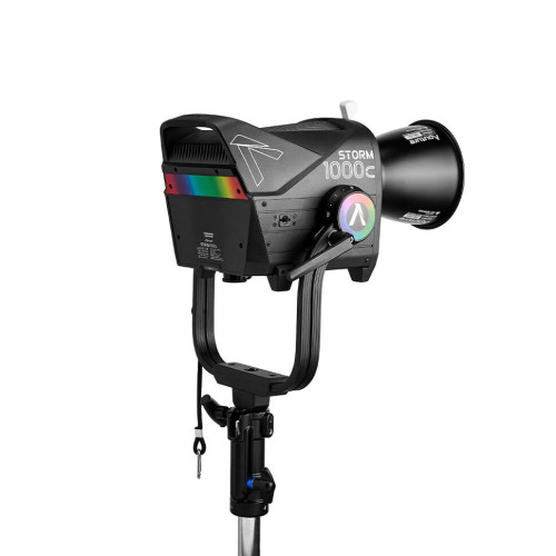 Осветитель Aputure STORM 1000c