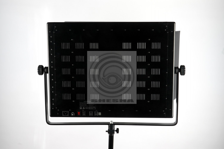 Светодиодный осветитель FST DG-006LED