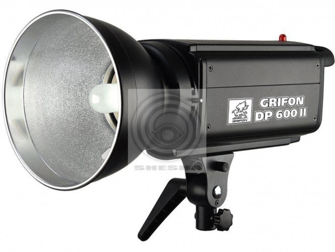Grifon Вспышка студийная GRIFON DP 600 II ( 600 Дж+регулируемый пилот 150Вт) байонет BOWENS