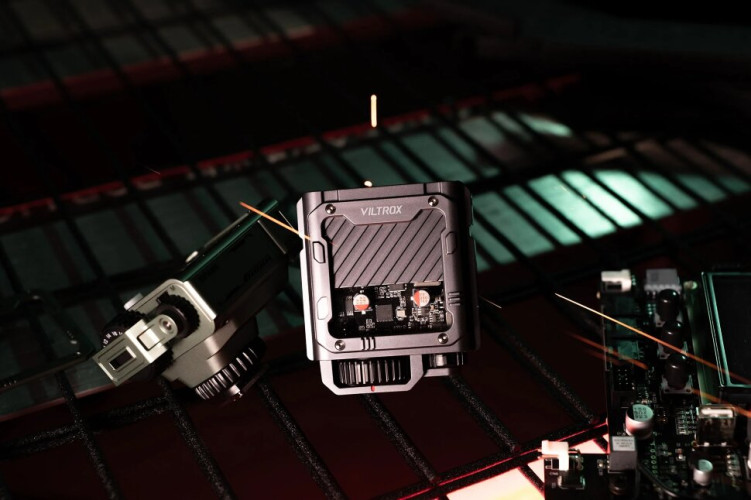 Фотовспышка Viltrox Spark Z3-F для Fujifilm Зелёная