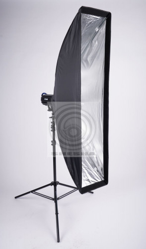 Стрипбокс FST SB-235U 30x140 см быстрораскладной